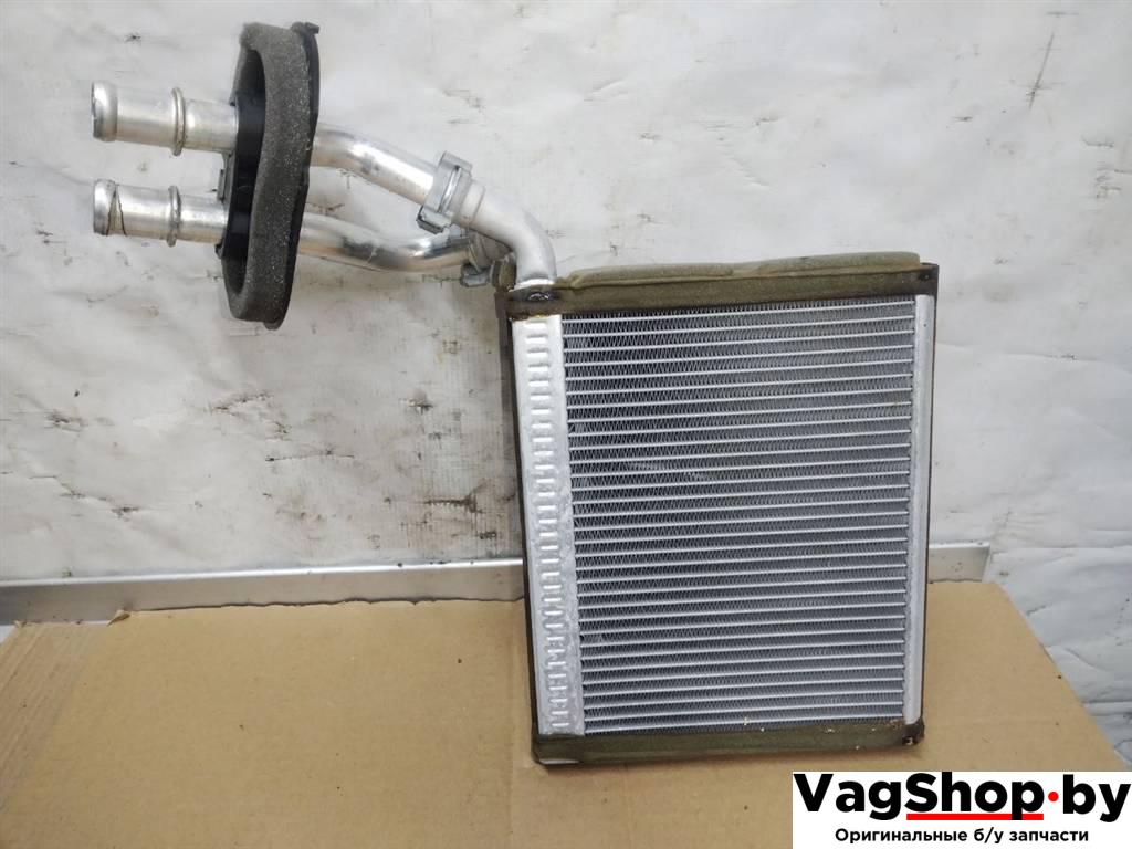 радиатор отопителя (печки) Volkswagen Touareg 2 поколение 2012, 3.6 л., FSI, CGR, бензин, АКПП, серебро, внедорожник 5 дв., полный привод, 7P0819031 - фото №1