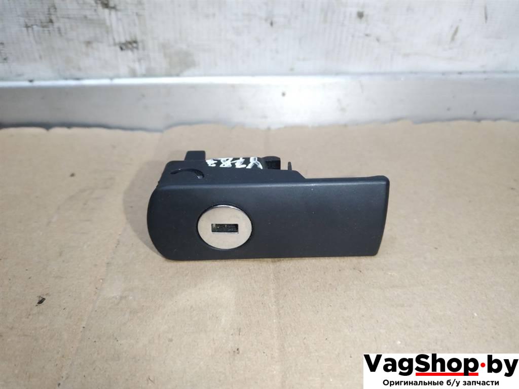 замок бардачка Volkswagen Touareg 2 поколение 2012, 3.6 л., FSI, CGR, бензин, АКПП, серебро, внедорожник 5 дв., полный привод - фото №1