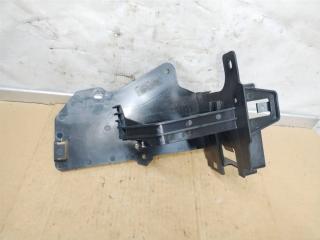 кронштейн (крепление) Volkswagen Touareg 2 поколение 2012, 3.6 л., FSI, CGR, бензин, АКПП, серебро, внедорожник 5 дв., полный привод, 7P0907333