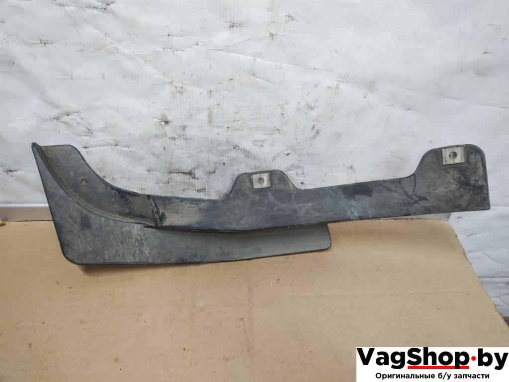 брызговик Audi Q5 8R 2011, 3.0 л., TDi, CCW, дизель, АКПП, серый, внедорожник 5 дв., полный привод, 8R0853887 - фото №1