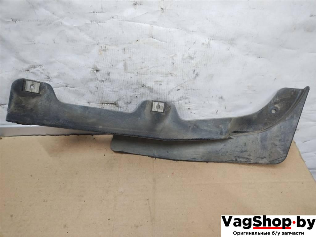 брызговик Audi Q5 8R 2011, 3.0 л., TDi, CCW, дизель, АКПП, серый, внедорожник 5 дв., полный привод, 8R0853888 - фото №1