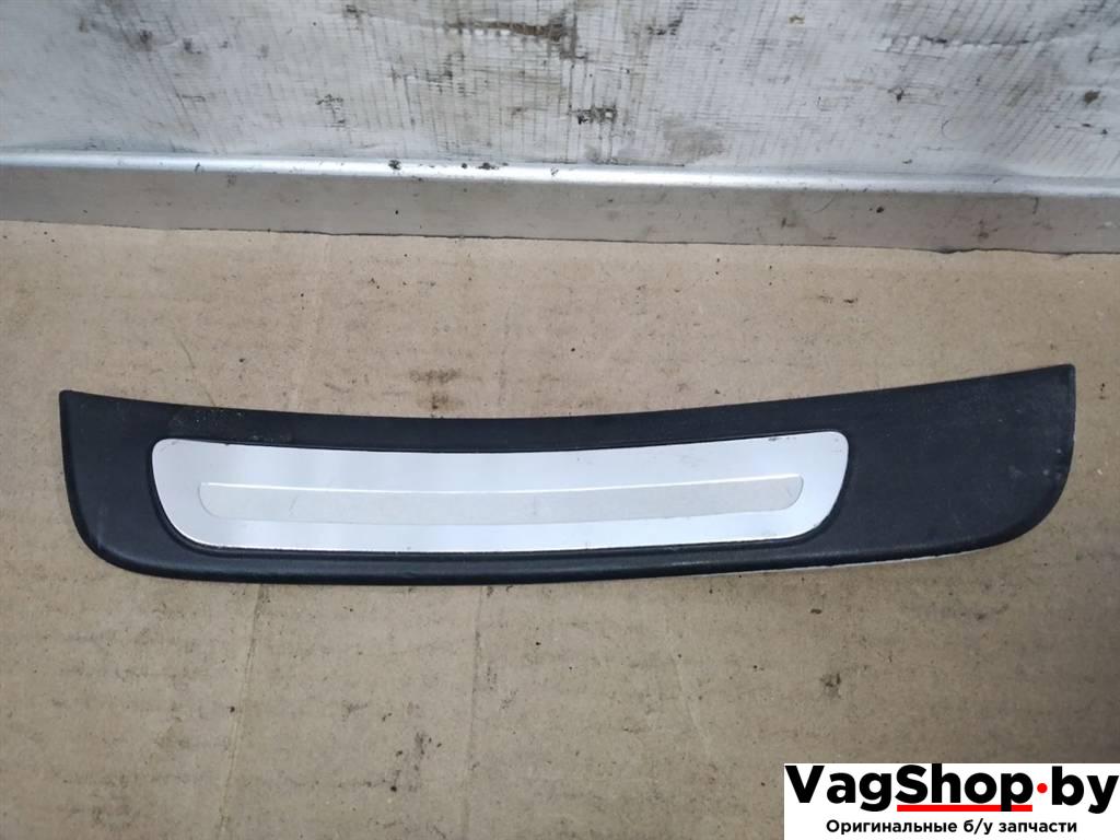 накладка на порог внутренняя Audi A4 B8/8K 2010, 2.7 л., TDi, CGK, дизель, МКПП, белый, седан, передний привод, 8K0853375 - фото №1