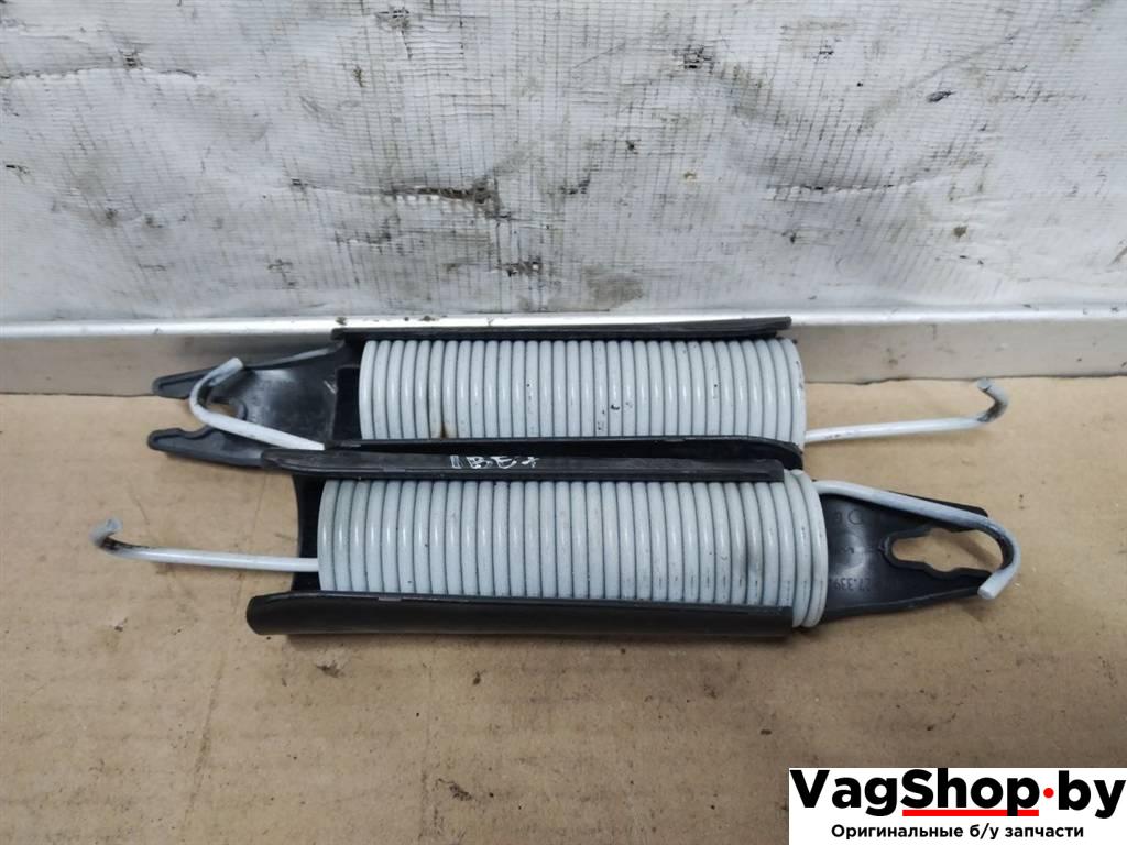 пружина крышки багажника Audi A4 B8/8K 2010, 2.7 л., TDi, CGK, дизель, МКПП, белый, седан, передний привод - фото №1