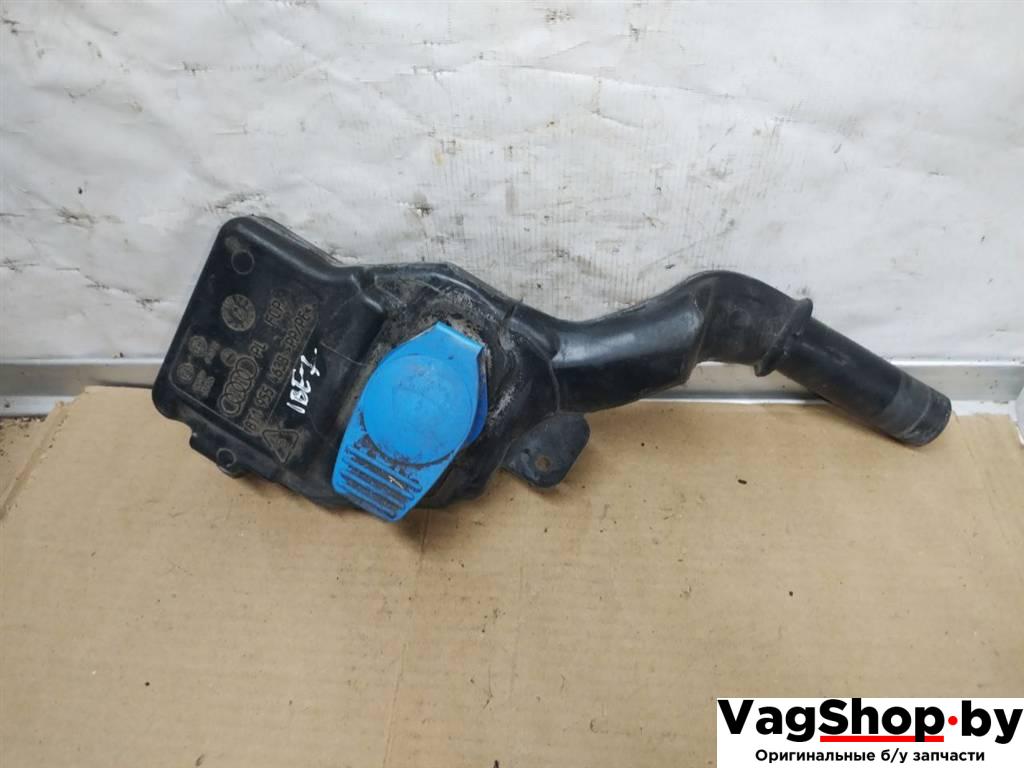 горловина бачка омывателя Audi A4 B8/8K 2010, 2.7 л., TDi, CGK, дизель, МКПП, белый, седан, передний привод, 8T1955463B - фото №1