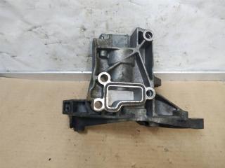 кронштейн гидроусилителя Audi A4 B8/8K 2010, 2.7 л., TDi, CGK, дизель, МКПП, белый, седан, передний привод, 059145169AH