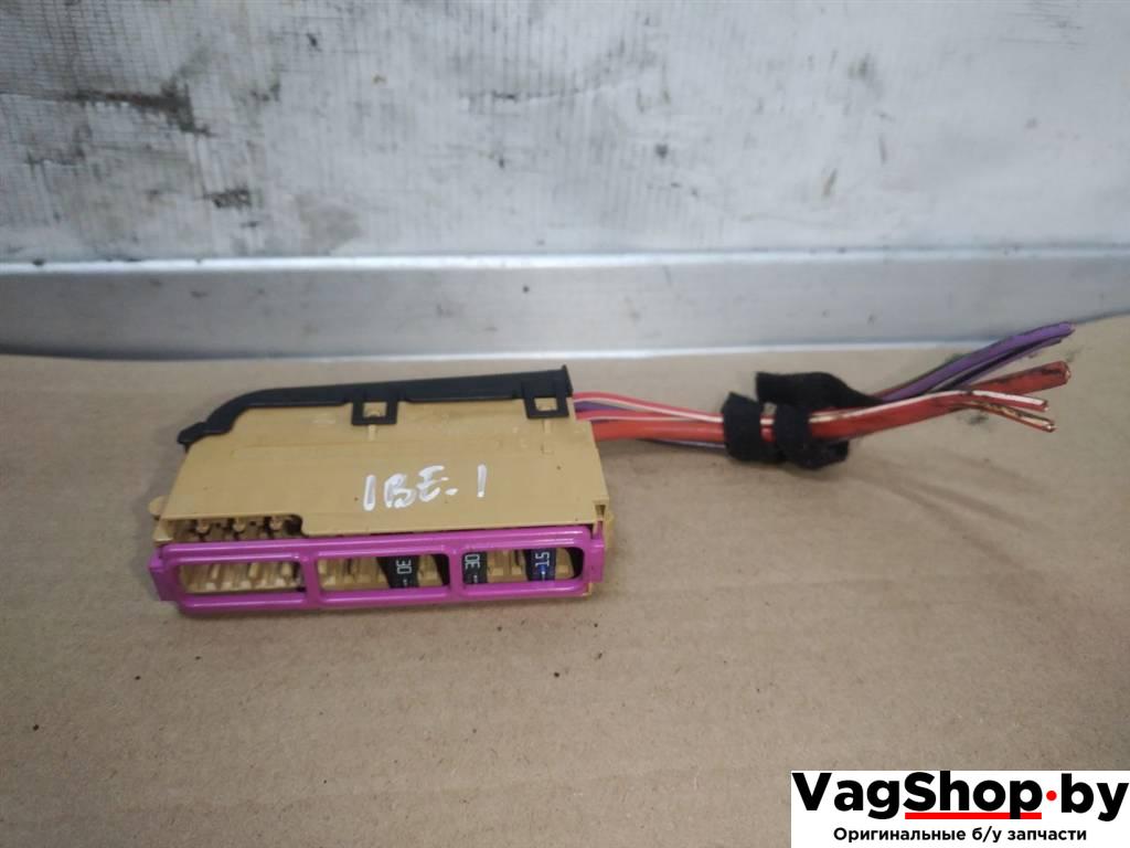 блок предохранителей Audi A4 B8/8K 2010, 2.7 л., TDi, CGK, дизель, МКПП, белый, седан, передний привод, 8K0941824A - фото №1