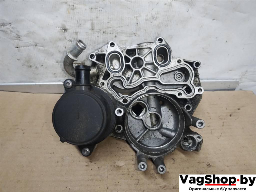 кронштейн масляного фильтра Audi A4 B8/8K 2010, 2.7 л., TDi, CGK, дизель, МКПП, белый, седан, передний привод, 059115397AF - фото №1