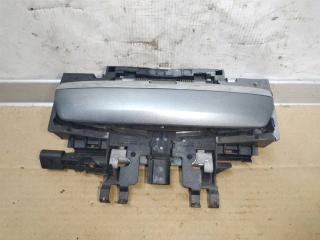 ручка наружная задняя левая Audi A8 D3/4E [2-й рестайлинг] 2008, 4.2 л., FSI, BVJ, бензин, АКПП, серый, седан, полный привод, 8H0959985B