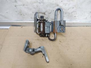 петля двери Audi A8 D3/4E [2-й рестайлинг] 2008, 4.2 л., FSI, BVJ, бензин, АКПП, серый, седан, полный привод, 4E0833411E