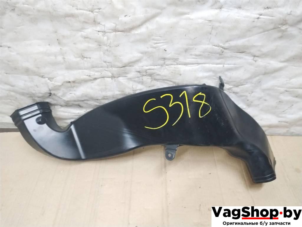 воздуховод Porsche Panamera 970 2011, 3.6 л., i, M 46.40, бензин, АКПП, черный, хетчбэк 5 дв., полный привод, 97057242101 - фото №1