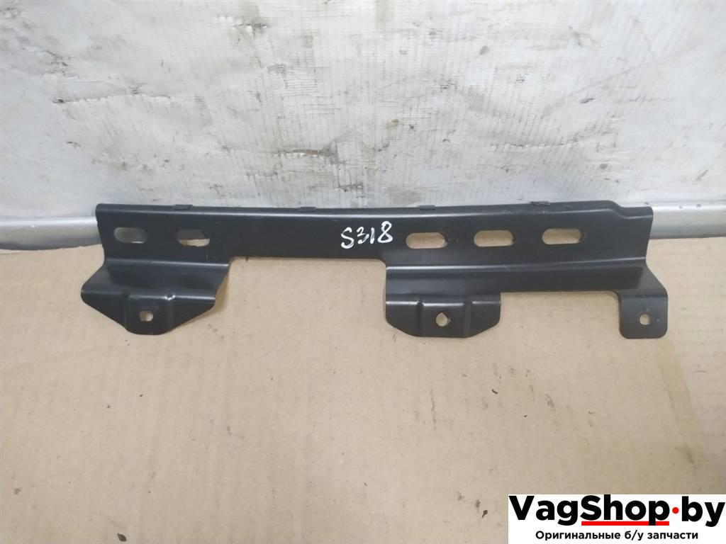 кронштейн (крепление) Porsche Panamera 970 2011, 3.6 л., i, M 46.40, бензин, АКПП, черный, хетчбэк 5 дв., полный привод - фото №1