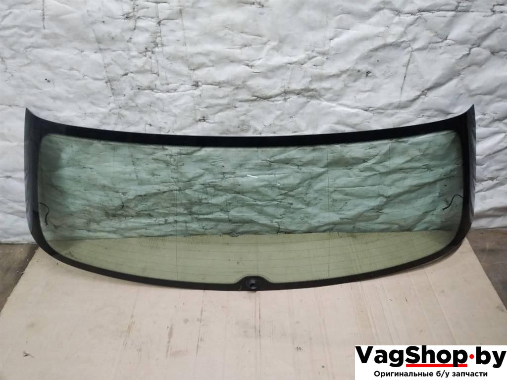 стекло заднее Volkswagen Golf 5 поколение 2008, 1.9 л., TDi, BLS, дизель, МКПП, белый, хетчбэк 5 дв., передний привод - фото №1