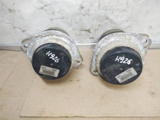 подушка крепления двигателя Volkswagen Touareg 1 поколение [рестайлинг] 2009, 3.0 л., TDi, BKS, дизель, АКПП, серый, внедорожник 5 дв., полный привод, 7L8199131A