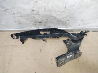 петля капота правая Volvo XC60 1 поколение [рестайлинг] 2013, 2.4 л., TDi, D 5244 T17, дизель, МКПП, черный, внедорожник 5 дв., полный привод, правый руль, 31385815
