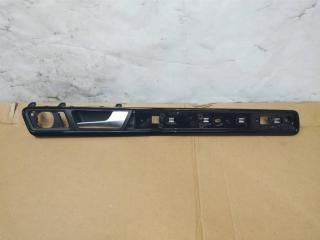 накладка двери (крышки) багажника Volkswagen Touareg 2 поколение 2014, 3.6 л., FSI, CGR, бензин, АКПП, синий, внедорожник 5 дв., полный привод, 7P6867420, 7P6839114