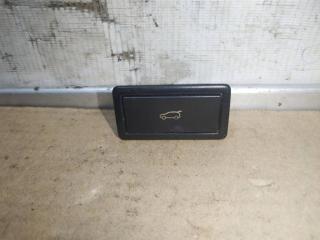 кнопка открытия багажника Volkswagen Touareg 2 поколение 2014, 3.6 л., FSI, CGR, бензин, АКПП, синий, внедорожник 5 дв., полный привод, 7L6959520B