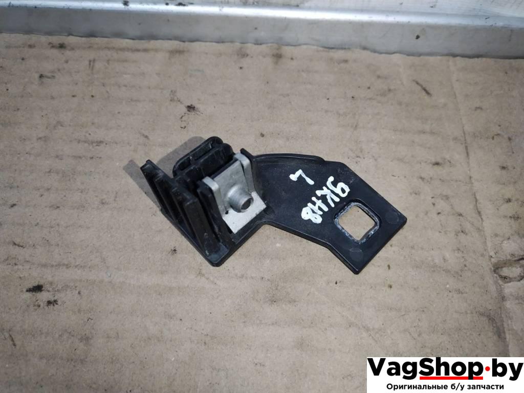 крепление фары левой Audi A7 1 4G 2012, 3.0 л., TDi, CLA, дизель, АКПП, белый, хетчбэк 5 дв., полный привод, правый руль - фото №1
