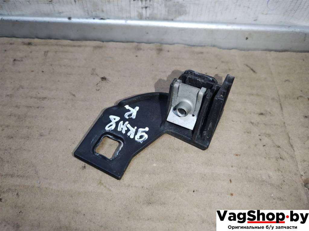 крепление фары правой Audi A7 1 4G 2012, 3.0 л., TDi, CLA, дизель, АКПП, белый, хетчбэк 5 дв., полный привод, правый руль - фото №1