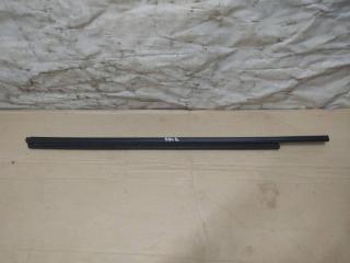 уплотнитель двери Volkswagen Touareg 2 поколение 2014, 3.6 л., FSI, CGR, бензин, АКПП, синий, внедорожник 5 дв., полный привод, 7P0837471C