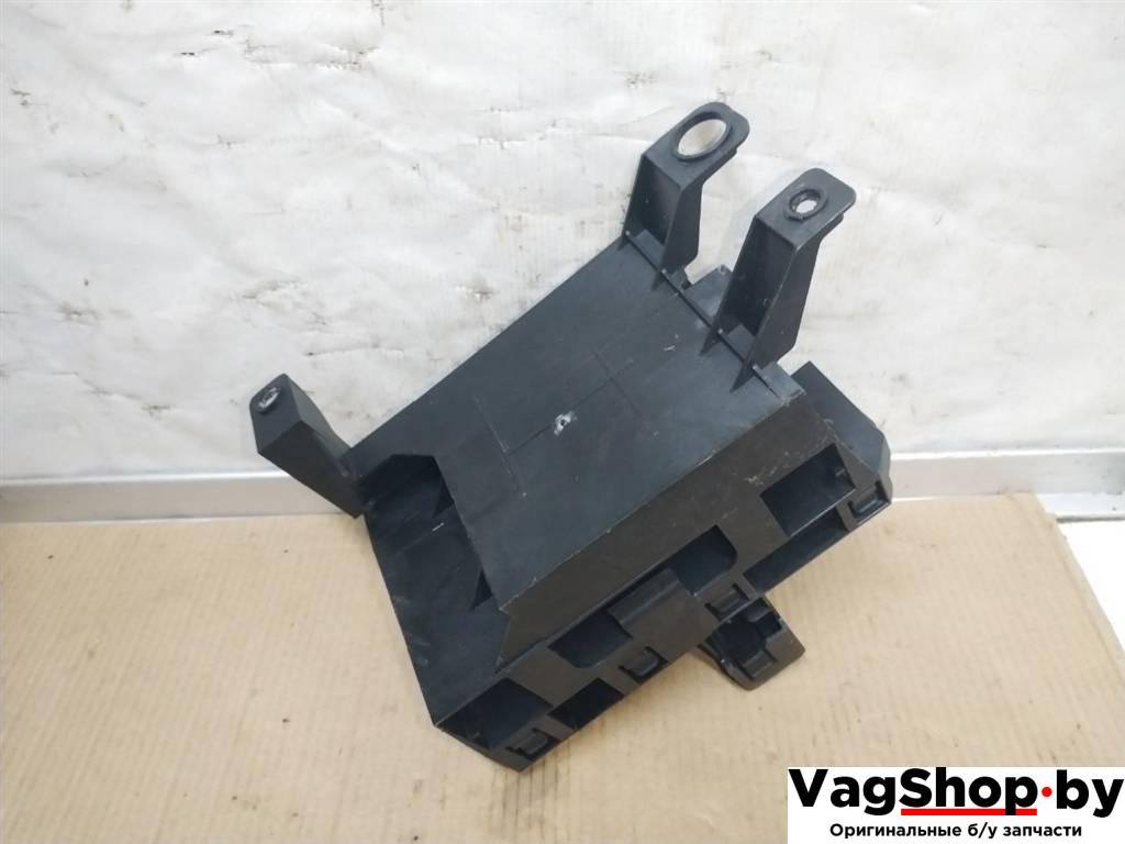 кронштейн (крепление) Audi A7 1 4G 2012, 3.0 л., TDi, CLA, дизель, АКПП, белый, хетчбэк 5 дв., полный привод, правый руль, 4G0907324A - фото №1