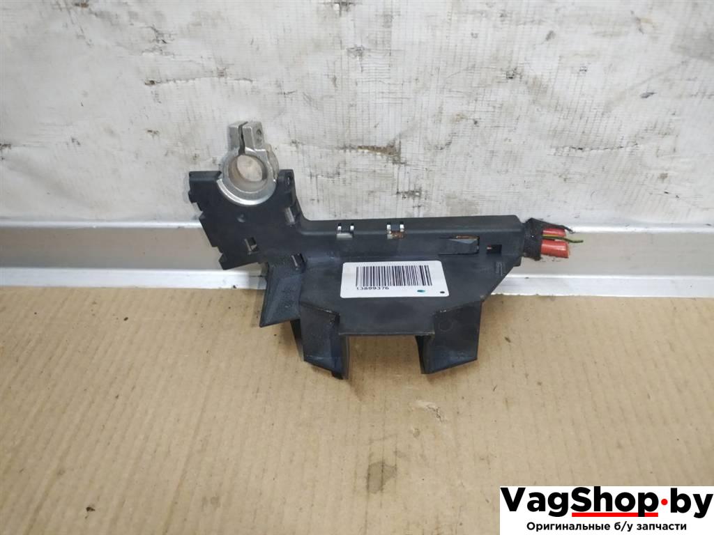 клемма аккумулятора плюс Audi A7 1 4G 2012, 3.0 л., TDi, CLA, дизель, АКПП, белый, хетчбэк 5 дв., полный привод, правый руль, 8J0915459 - фото №1