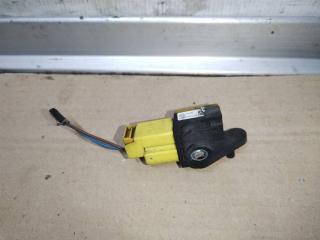 датчик удара Volkswagen Sharan 2 поколение 2011, 2.0 л., TDi, CFF, дизель, МКПП, черный, минивэн, передний привод, 7N0959651