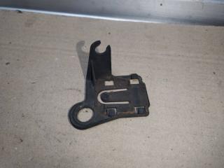 кронштейн (крепление) Volkswagen Sharan 2 поколение 2011, 2.0 л., TDi, CFF, дизель, МКПП, черный, минивэн, передний привод, 5M082036A