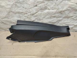 обшивка стойки задней правой Volkswagen Golf Plus 2 поколение 2010, 1.6 л., TDi, CAY, дизель, АКПП, красный, хетчбэк 5 дв., передний привод, 5M0867766H