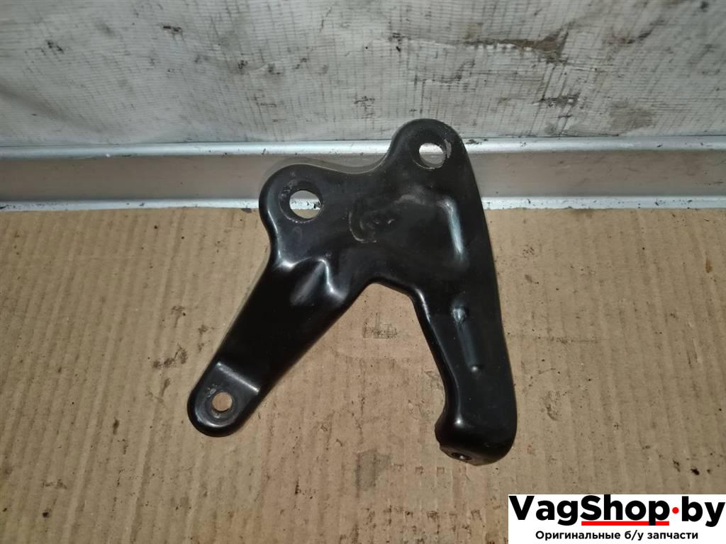 кронштейн (крепление) Audi A7 1 4G 2012, 3.0 л., TDi, CLA, дизель, АКПП, белый, хетчбэк 5 дв., полный привод, правый руль, 059145961R - фото №1