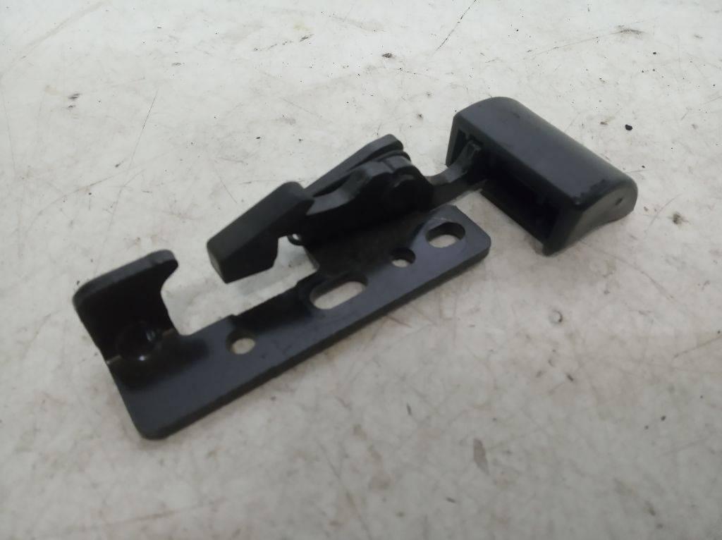 замок спинки сиденья Mercedes-Benz E-Класс W211/S211 2003, A2119200672 - фото №1
