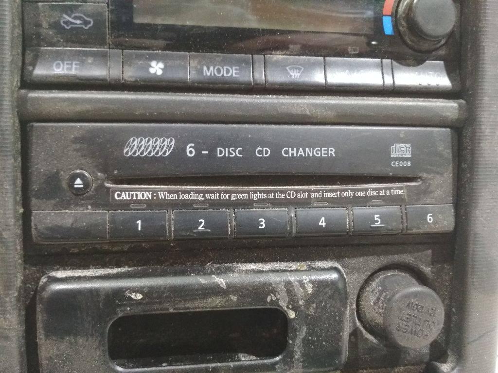 CD-чейнджер Nissan X-Trail T30 2002, PN2302M, 281844M500 - фото №1
