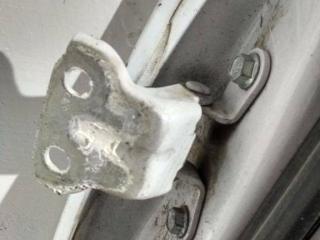 петля двери Chevrolet Spark M300 2010