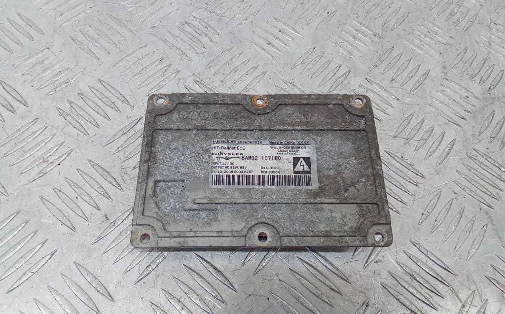 блок розжига ксенона Chrysler 300C 1 поколение 2008, BAM92-107180 - фото №1