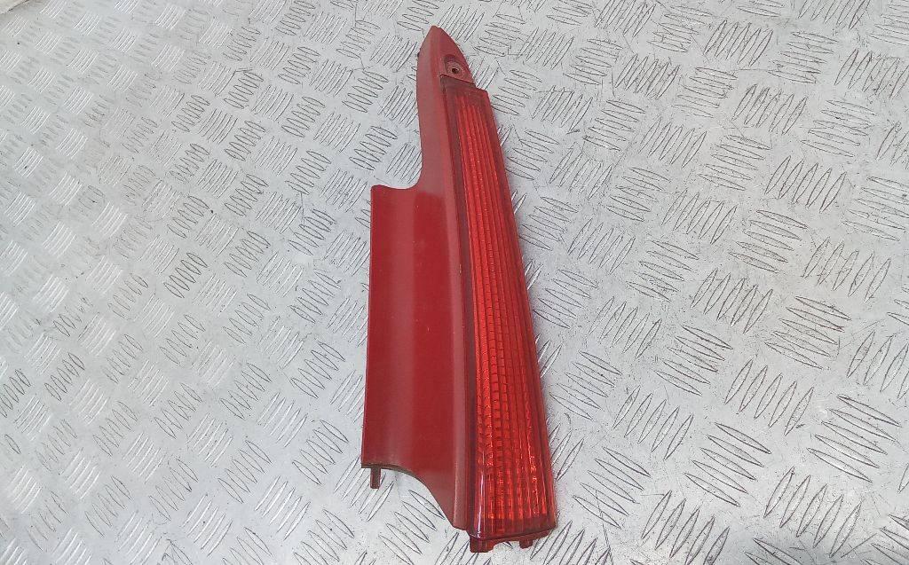 фонарь задний правый Citroen C4 1 поколение 2005, 9655863780 - фото №1
