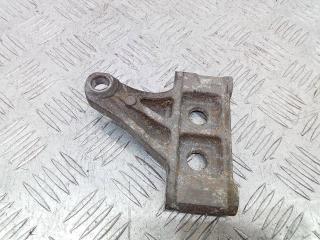 кронштейн компрессора кондиционера Subaru Impreza 2 поколение (GD/GG) [2-й рестайлинг] 2005, 2.0 л., бензин, МКПП