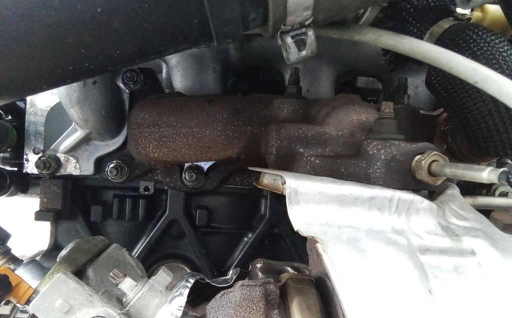 коллектор выпускной Renault Megane 3 поколение 2010, 1.9 л., дизель, МКПП - фото №1