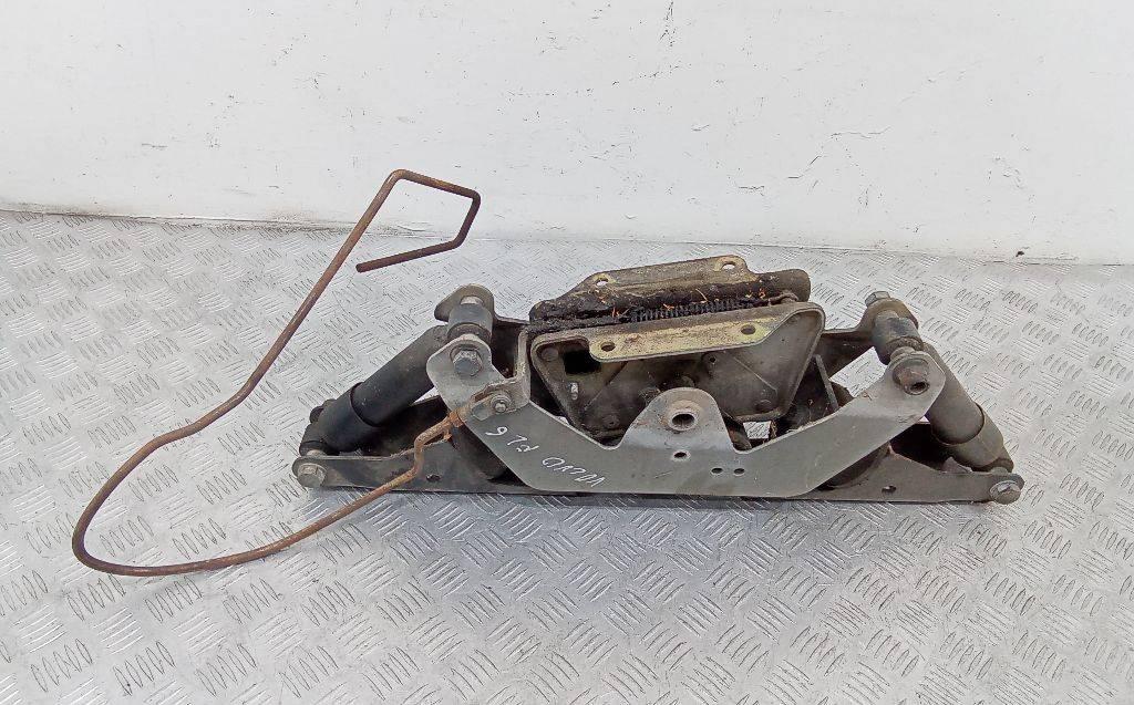 замок кабины Volvo FL 1 поколение 2005 - фото №1