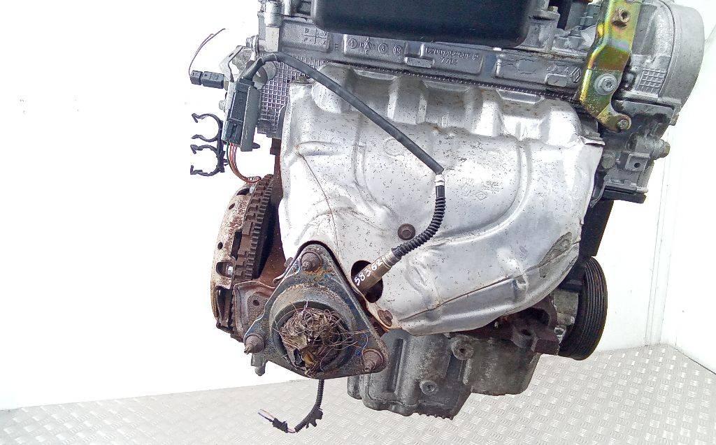 коллектор выпускной Renault Megane 2 поколение 2005, 1.6 л., бензин, МКПП - фото №1