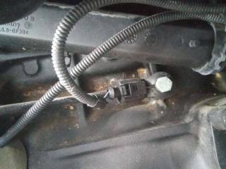 датчик детонации Volkswagen Golf 5 поколение 2003, 1.6 л., бензин, МКПП