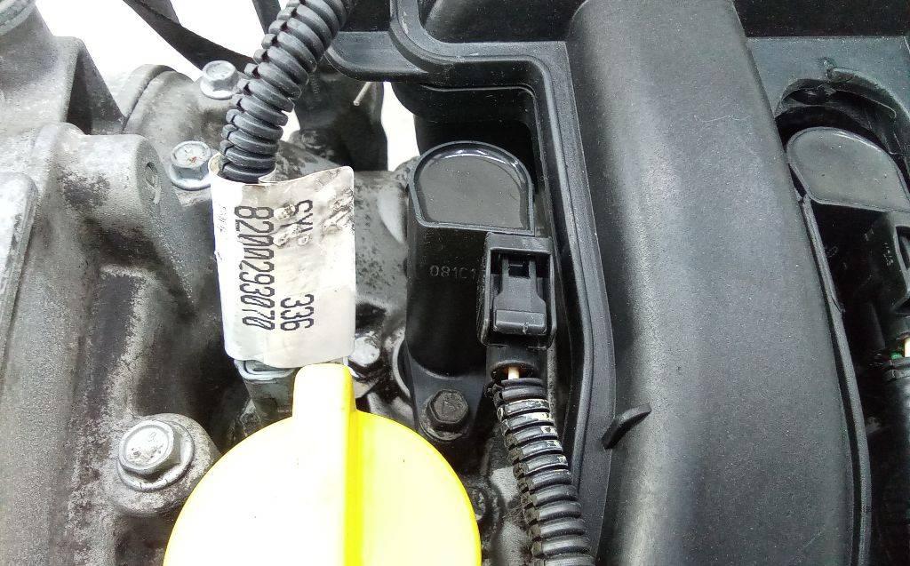 катушка зажигания Renault Megane 2 поколение 2005, 1.6 л., бензин, МКПП - фото №1