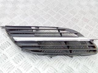 решетка радиатора Nissan Almera Tino V10 [рестайлинг] 2004, 9381M020