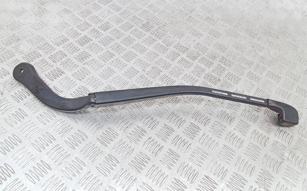 щеткодержатель (поводок стеклоочистителя, дворник) BMW 3 серия E90/E91/E92/E93 2007, 6161713899005 - фото №1