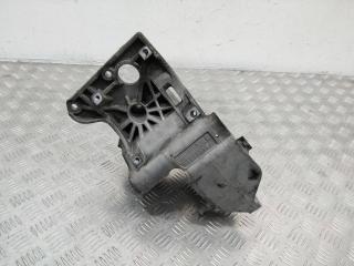 кронштейн генератора Jeep Cherokee KJ 2007, 2.8 л., дизель, 90513034F