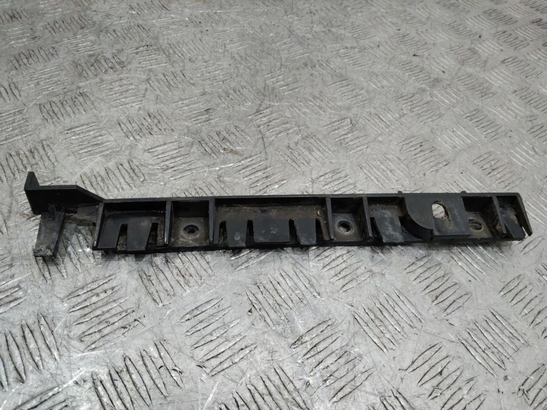 крепление ( кронштейн ) крыла BMW 1 серия E81/E82/E87/E88 2005, 51777118159 - фото №1