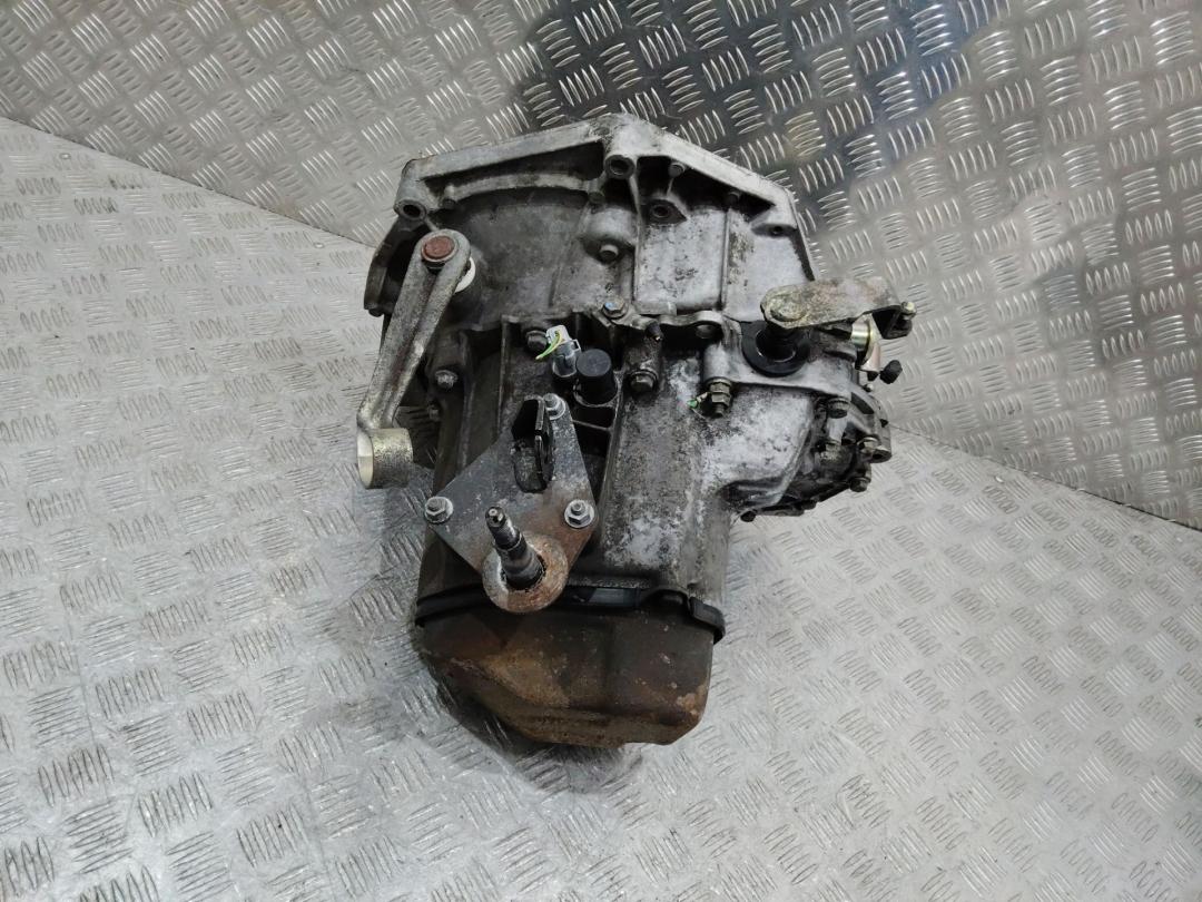 КПП механическая (МКПП) Peugeot 206 1 поколение 2001, 1.6 л., NFU (TU5JP4), бензин, МКПП, 20CN24 - фото №1