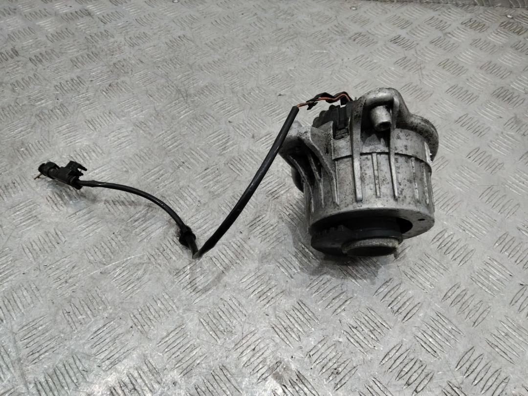 подушка крепления двигателя Mercedes-Benz S-Класс W222/C217/A217 2016 - фото №1