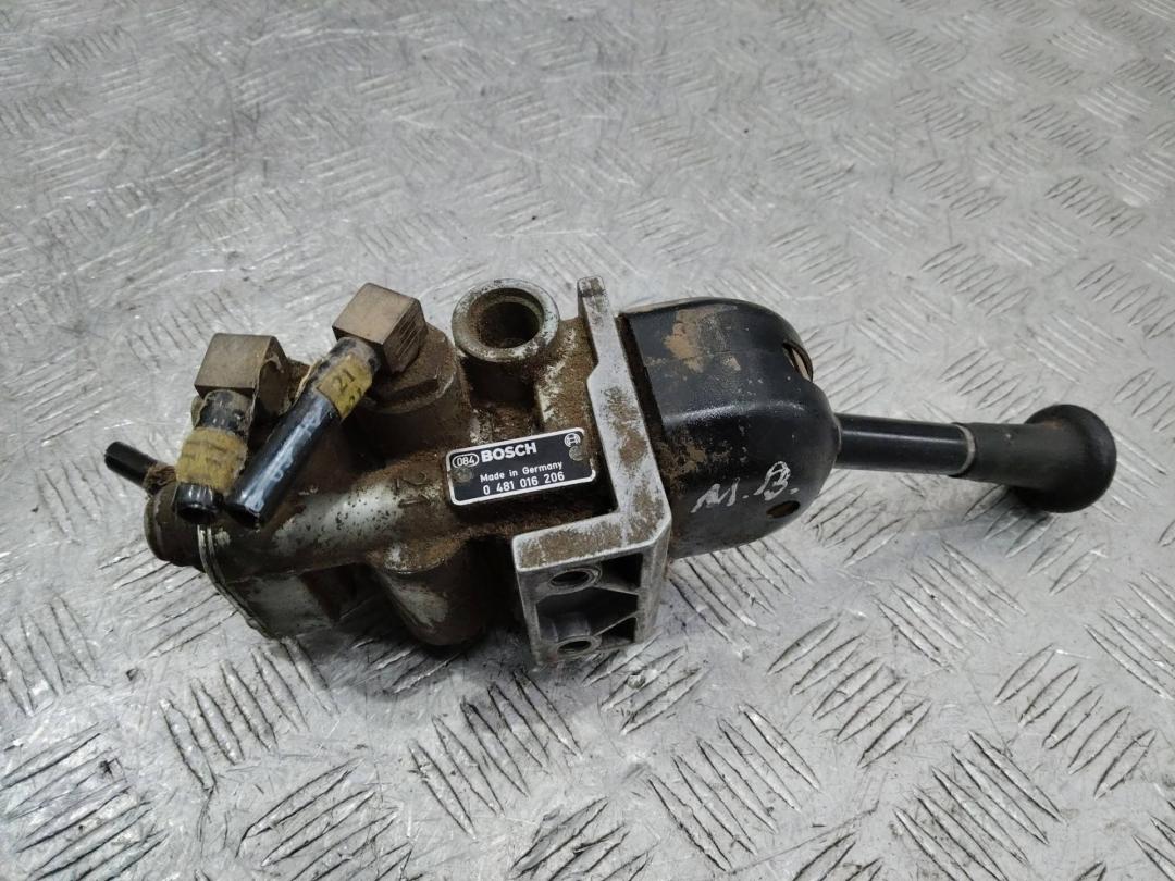 рычаг ручного тормоза (ручника) Mercedes-Benz Vario W670 2001, 0481016206 - фото №1