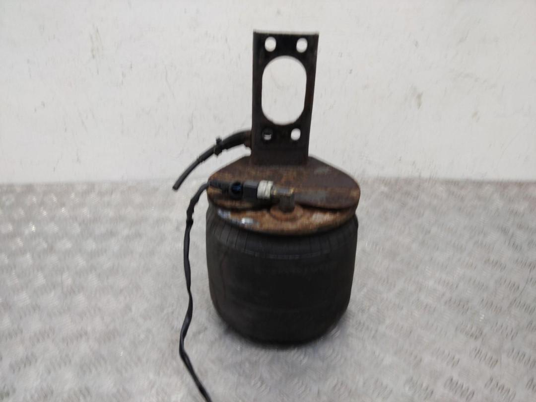 пневмоподушка Mercedes-Benz Actros 4 поколение (MP4) 2013 - фото №1