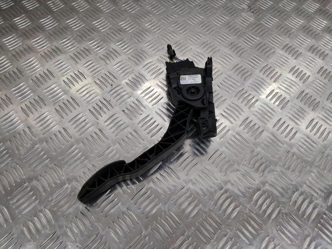 педаль Volvo XC60 1 поколение 2011, 31329061 - фото №1