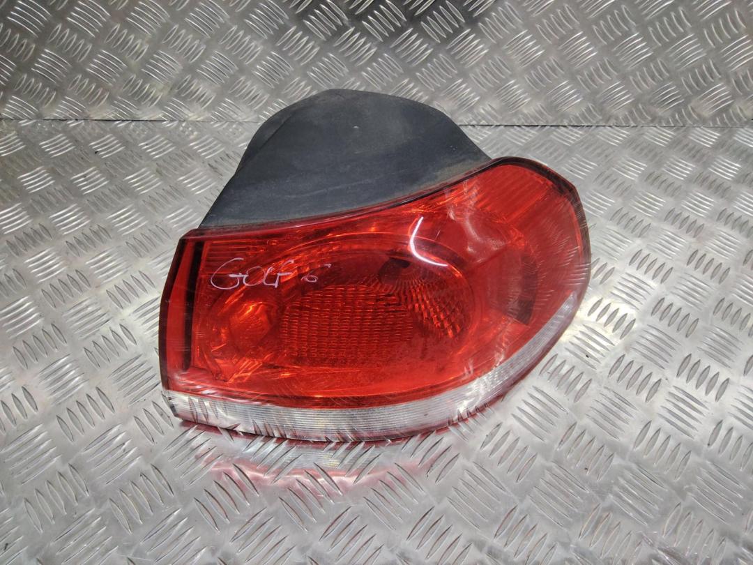 фонарь задний правый Volkswagen Golf 6 поколение 2009, хетчбэк 5 дв., 5K0945112 - фото №1